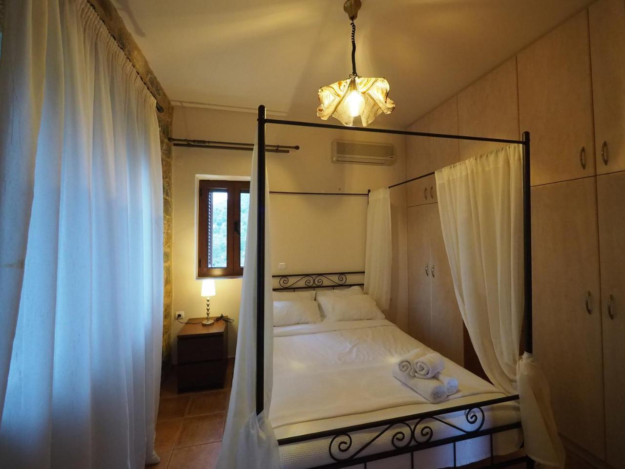 Sophia Limeni View Hotell Areopoli Exteriör bild